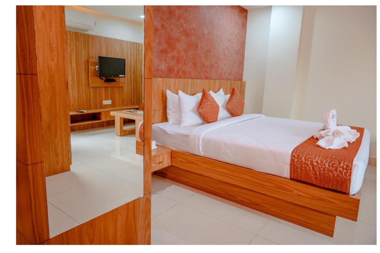 Hotel Dc Star Tarapith Exterior foto