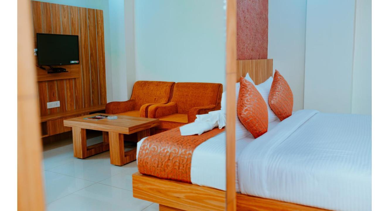 Hotel Dc Star Tarapith Exterior foto