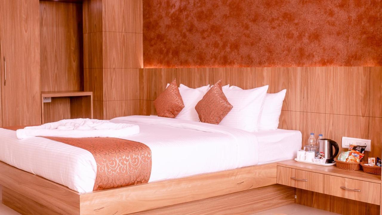 Hotel Dc Star Tarapith Exterior foto